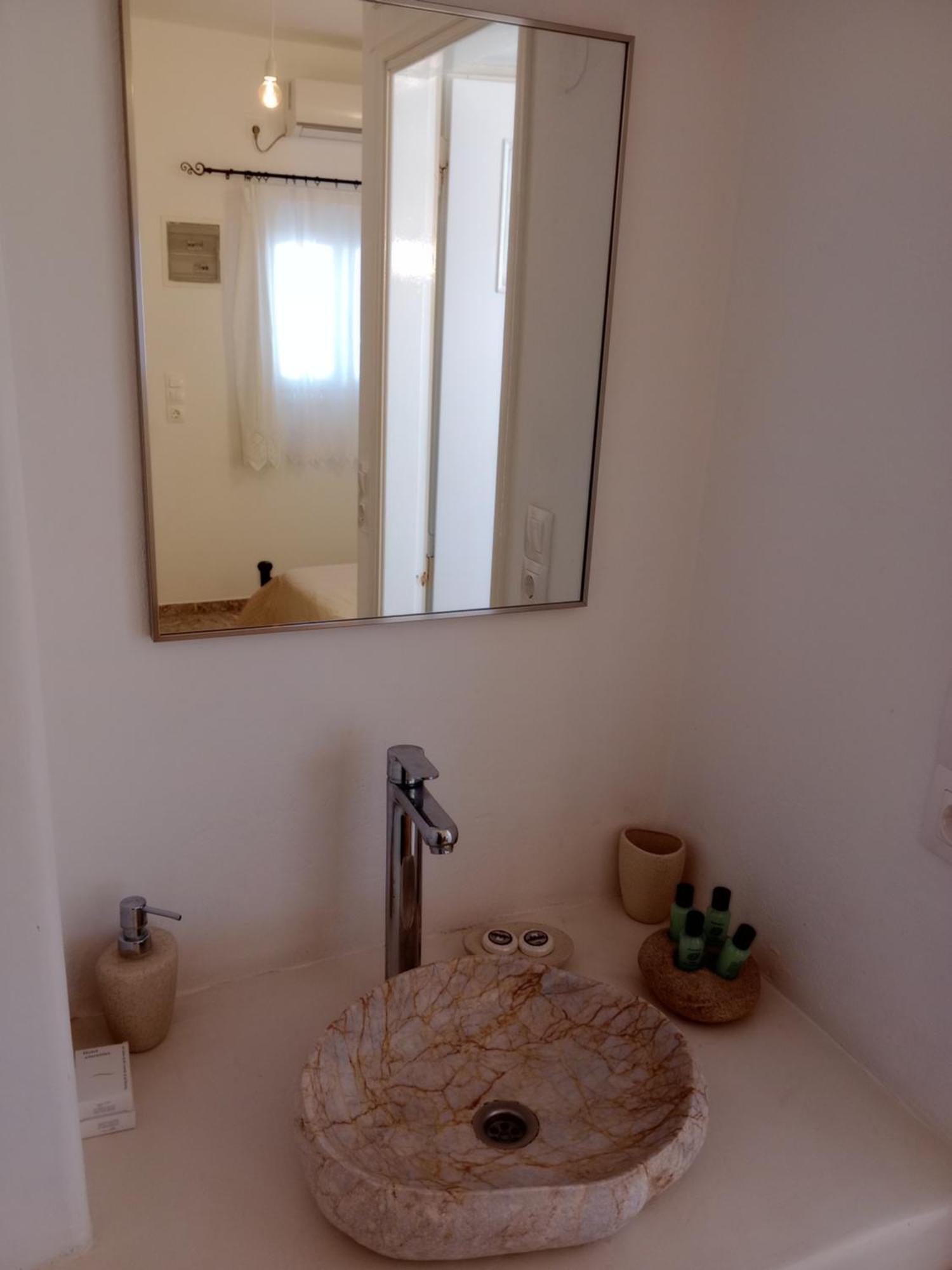 אנאפי Meltemi Rooms And Studios מראה חיצוני תמונה