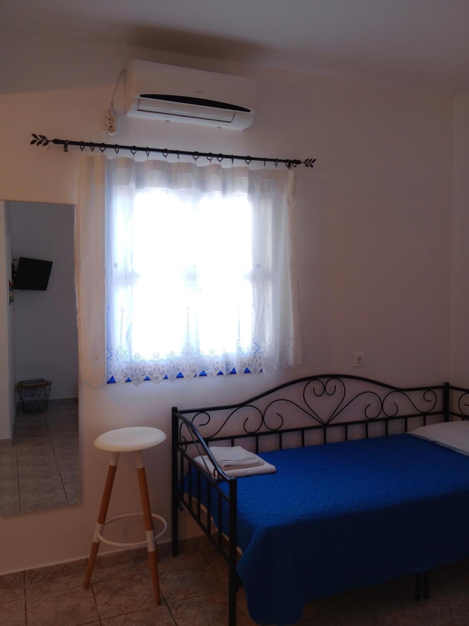 אנאפי Meltemi Rooms And Studios מראה חיצוני תמונה