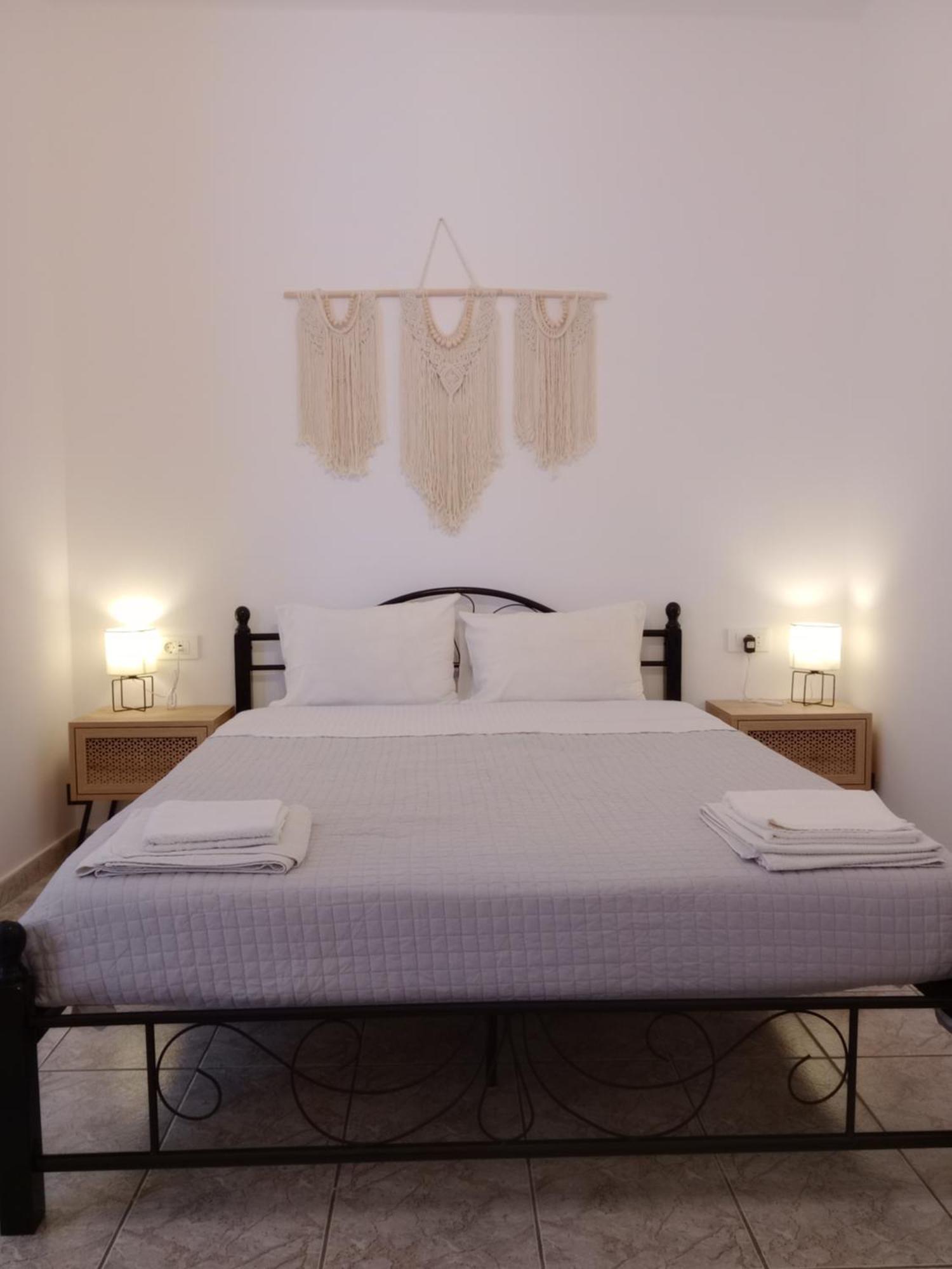 אנאפי Meltemi Rooms And Studios מראה חיצוני תמונה