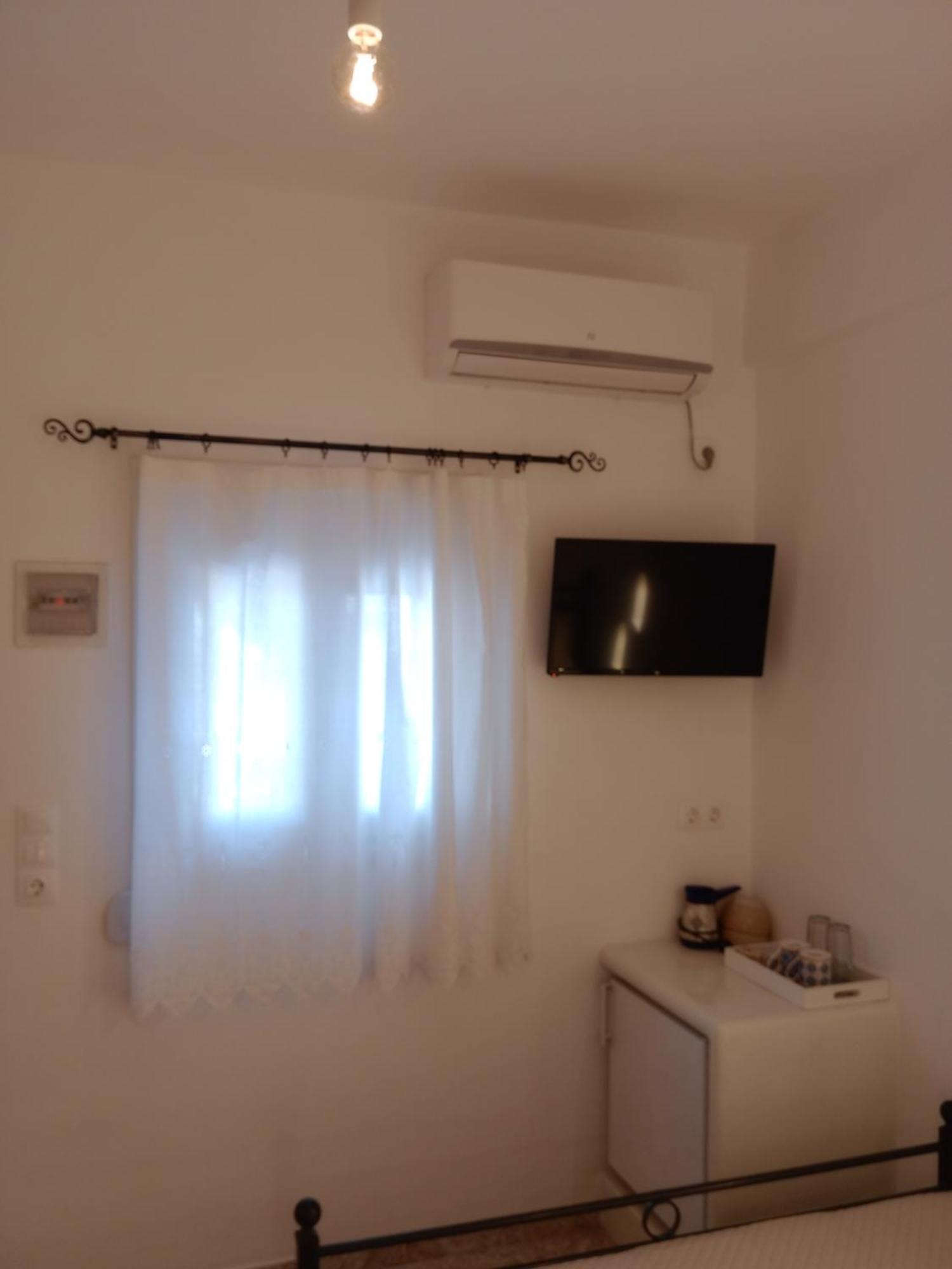 אנאפי Meltemi Rooms And Studios מראה חיצוני תמונה