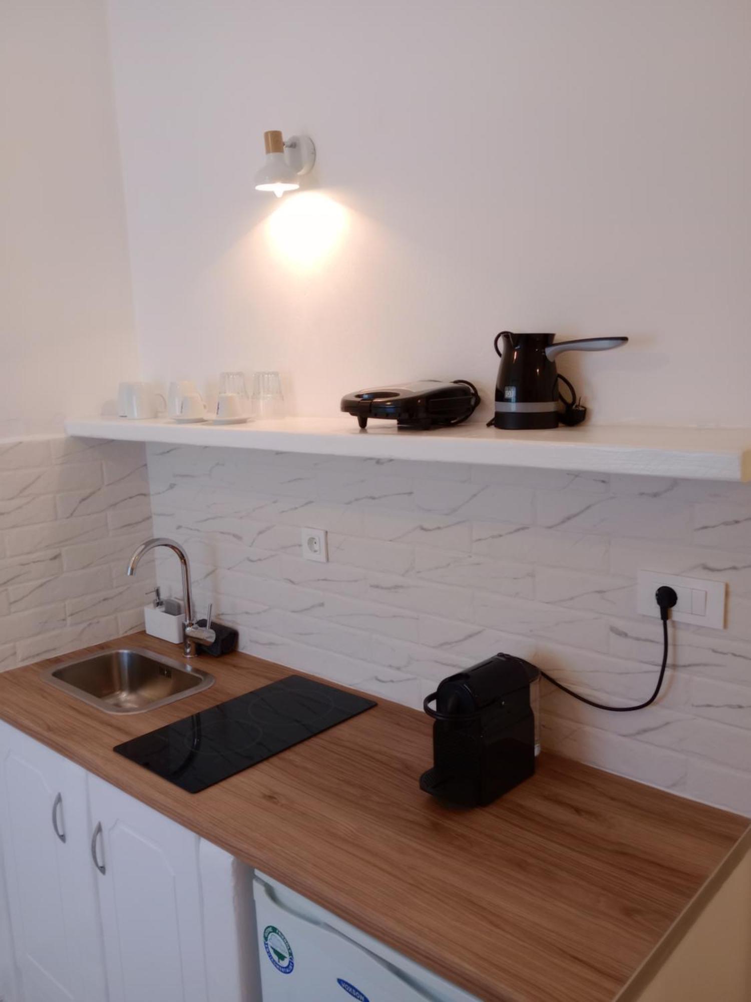 אנאפי Meltemi Rooms And Studios מראה חיצוני תמונה